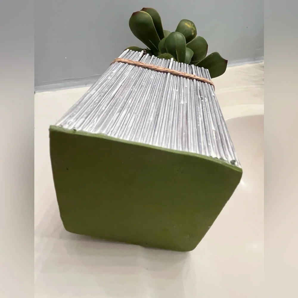 Artificial Green Faux Florals Succulent Planter Decor Arrangement